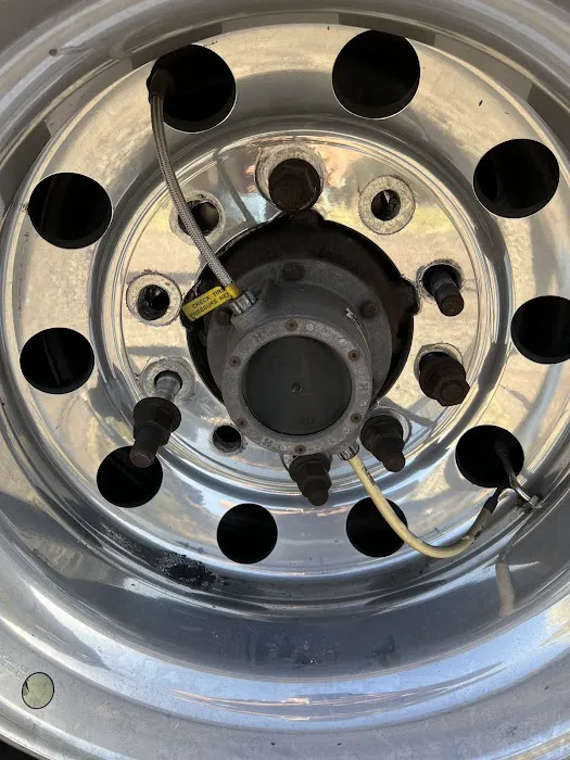 A1 Mobile Tire Service LLC 1