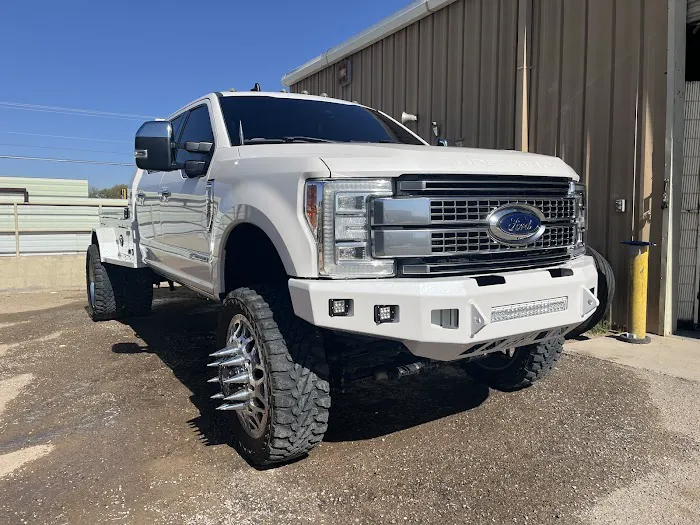 Aaron's Perez Collision Center LLC 0