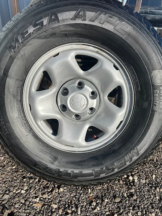 El Centenario tire shop 0