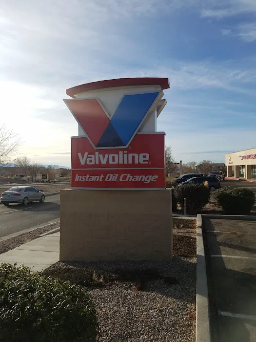 Valvoline Instant Oil Change 9