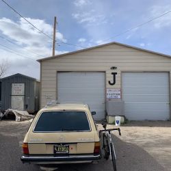J Tanny's Auto Trim ico