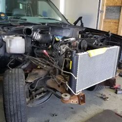 B & H Used Auto Parts ico