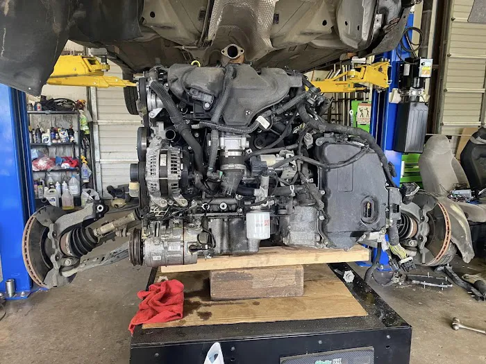 JP'S Automotive 0