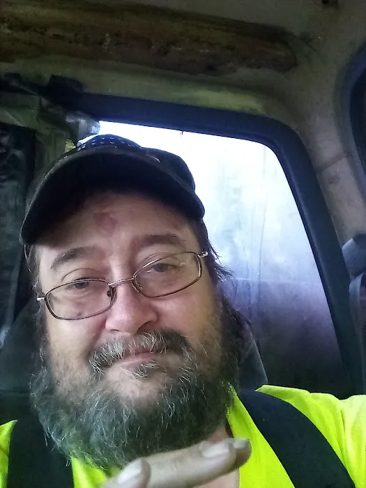 Slim's truck service 0