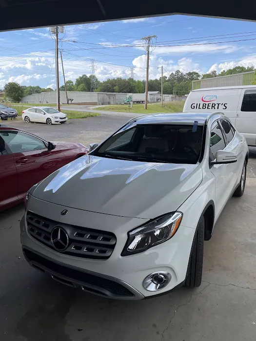 Gilbert's Auto Glass 0
