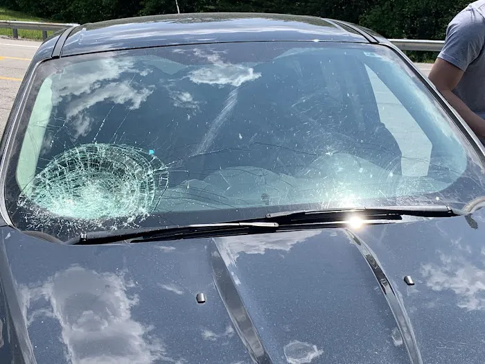 Gilbert's Auto Glass 2