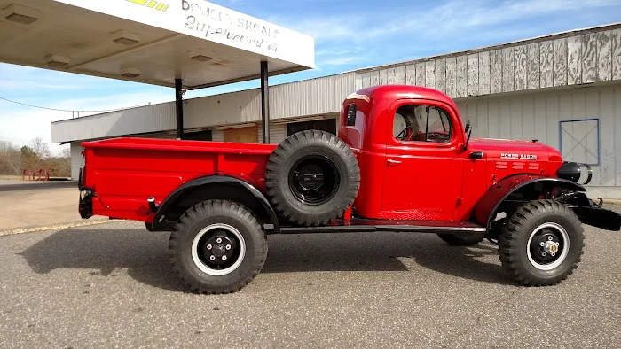 C&M Automotive 0