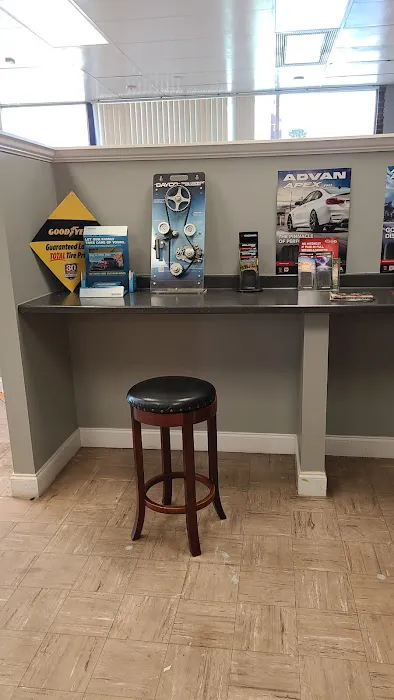 Mr. Tire Auto Service Centers 1