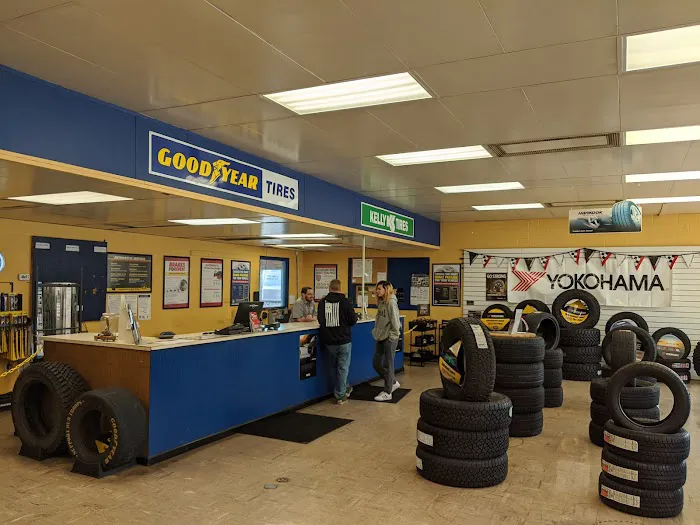 Mr. Tire Auto Service Centers 4