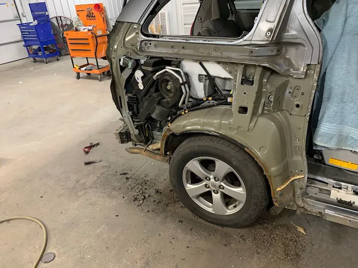 Goins' Automotive 0