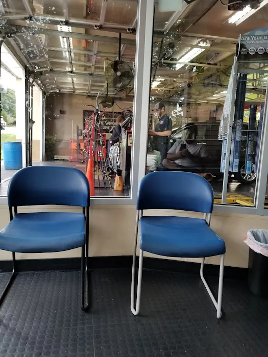 Valvoline Instant Oil Change 8