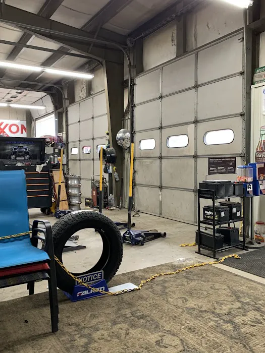 Robert's Quick Lube 9