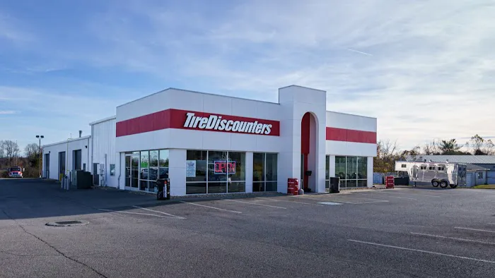 Tire Discounters 0