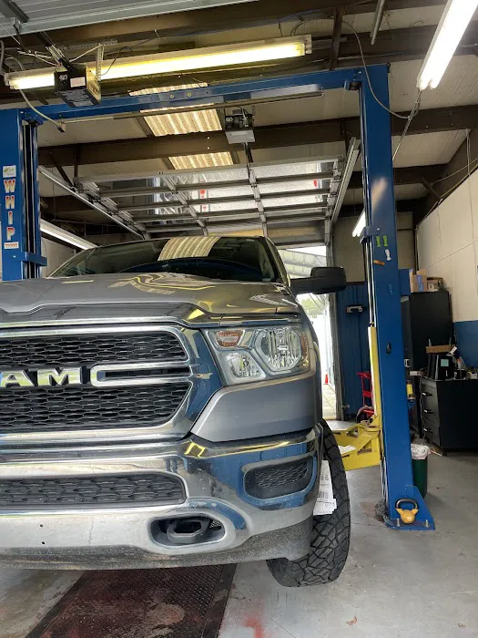 CHANGOS TIRE SHOP 3