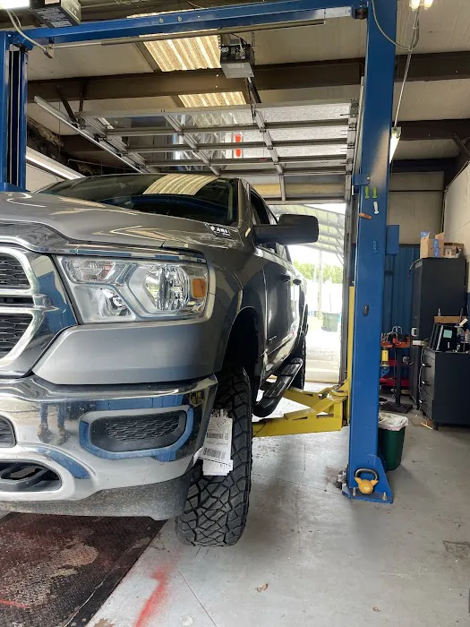 CHANGOS TIRE SHOP 2