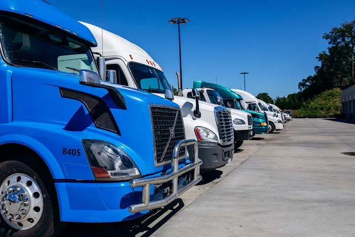 Diesel Power Truck Center 1