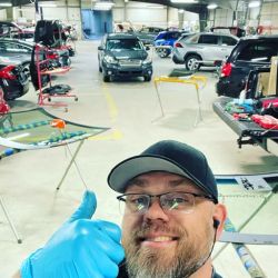 Awesome Auto Glass co ico