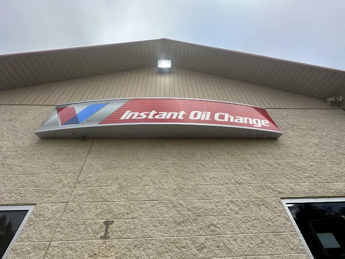 Valvoline Instant Oil Change 8