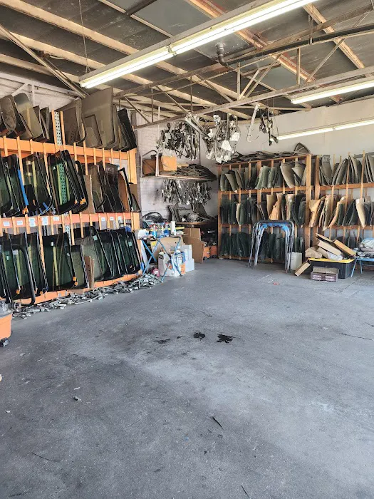 Ruiz Auto Glass 6