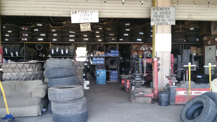 A & R Tire Shop 2