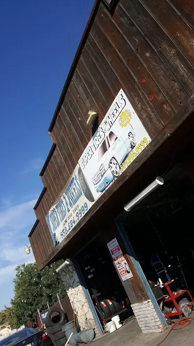 Super Tires & Wheels 5