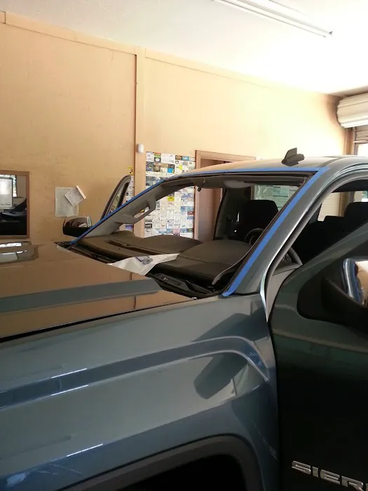 Auto glass & more 0