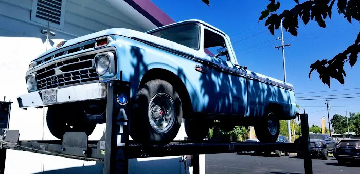 Jesse's Auto Garage 2