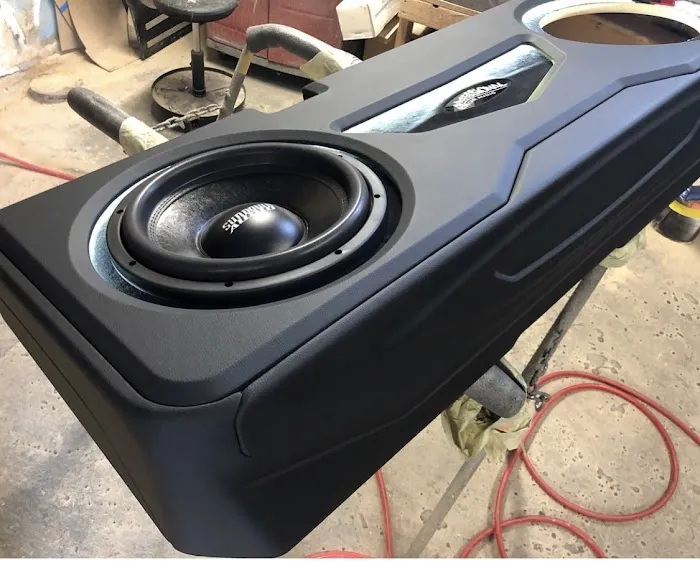 Professional Car Audio 4