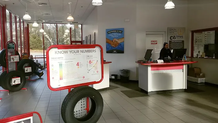 Discount Tire 0