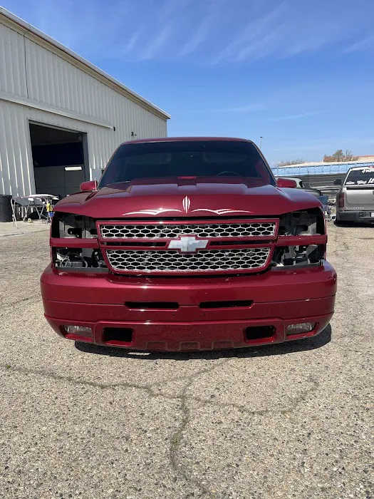Francos auto body 0