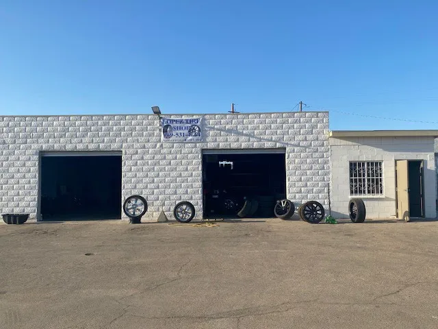 lopez tirez auto repair 5