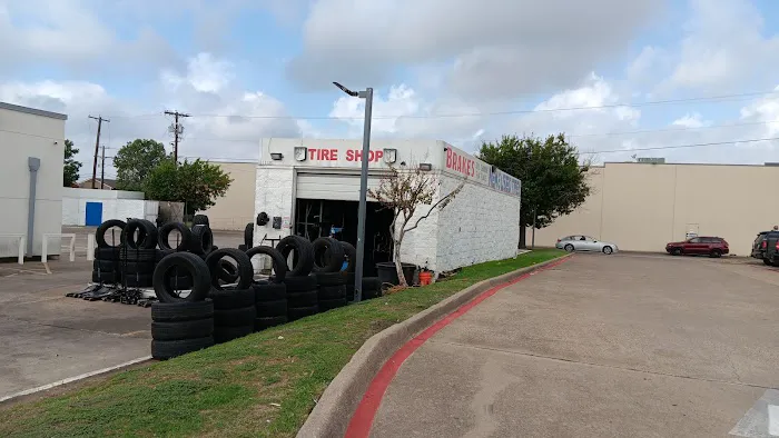 Lopez Tire Shop 0