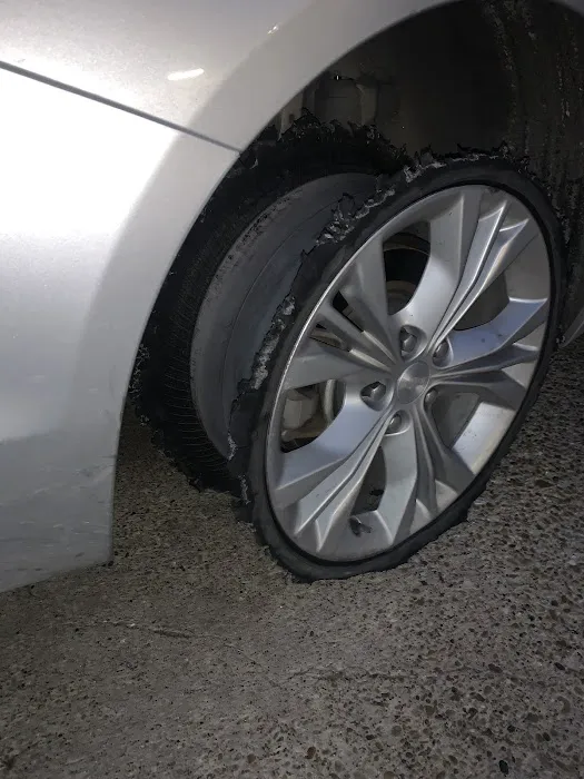 Maldonado's Tires & Wheels 1