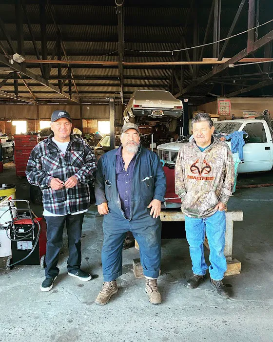 Sierra Auto Truck & Tractor 0