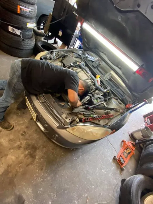 Santillan. Tire & Auto Service 2