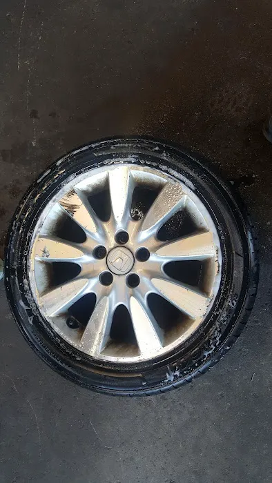 Murray's Tire & Automotive 1