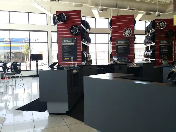 Les Schwab Tire Center 2
