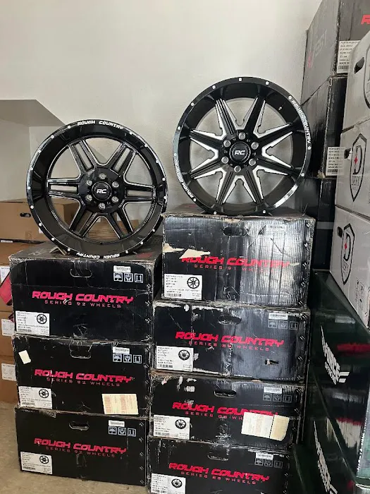 JR KUSTOMZ WHEELS & TIRES 4