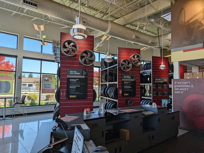 Les Schwab Tire Center 2