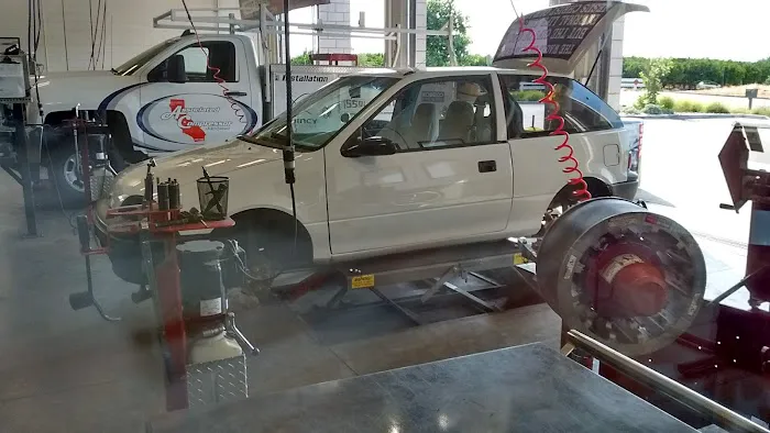 Les Schwab Tire Center 4