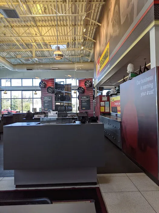 Les Schwab Tire Center 6