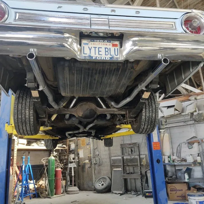 Powells hot rod shop and collision repair 3
