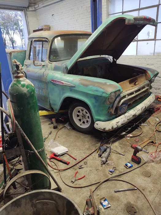 Powells hot rod shop and collision repair 8