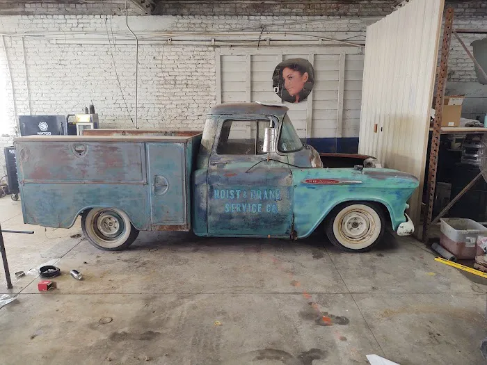 Powells hot rod shop and collision repair 2