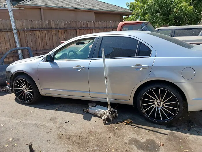 Herrera's Automotive 4