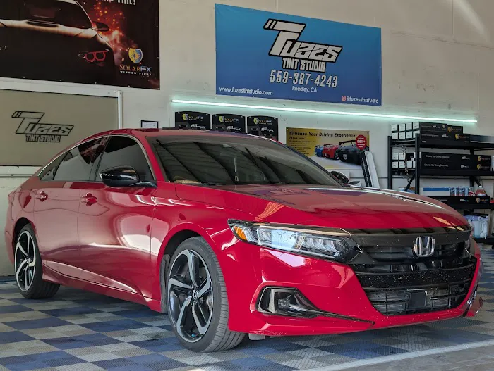 Fuze's Tint Studio 8