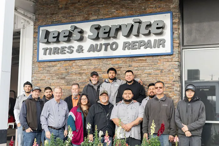 Lee's Service 1