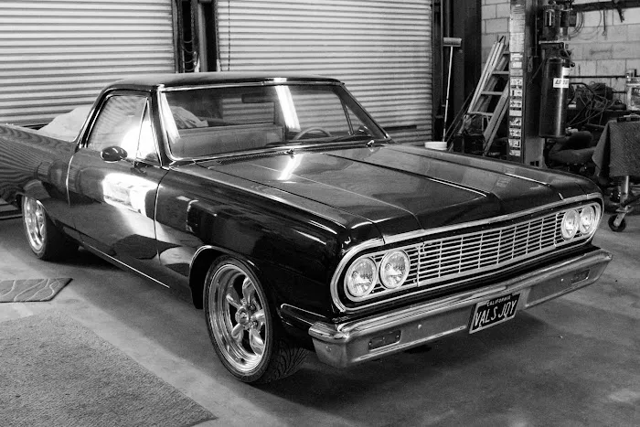 Val's Mufflers 1