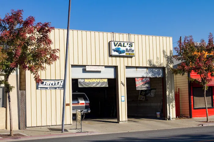 Val's Mufflers 7