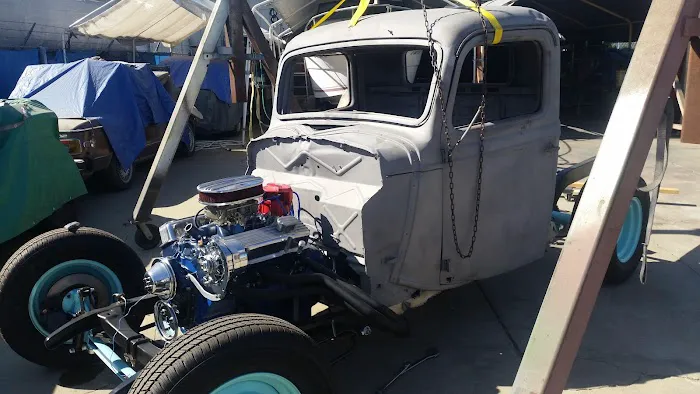 SNK Auto Body & Hydraulics 6